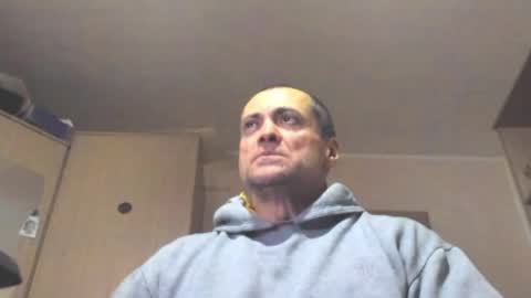Snapshot of carin_the_body chatting on 03.25.26 Laz online show from 03.25.26