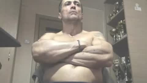 Snapshot of carin_the_body chatting on 06.30.26 Laz online show from 06.30.26