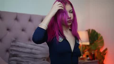 Snapshot of carinafoxy chatting on 03.01.26 Carina online show from 03.01.26