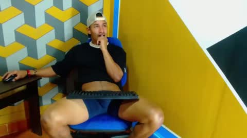 Snapshot of carl_jhonson1 chatting on 01.07.25 carl_jhonson1 online show from 01.07.25