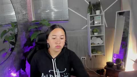 Carla  online show from 01.29.25