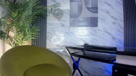 Carla  online show from 02.13.25