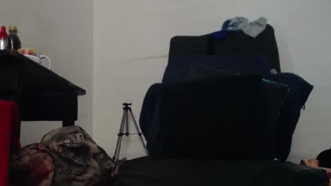 Snapshot of carla_prestige chatting on 04.24.26 carla_prestige online show from 04.24.26