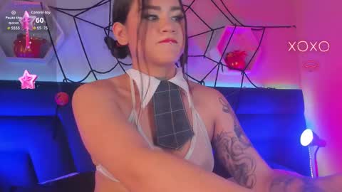 Snapshot of carla_rosee chatting on 10.19.25 carla online show from 10.19.25