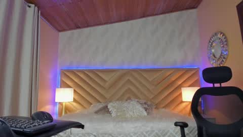 Carla Santini online show from 01.10.25