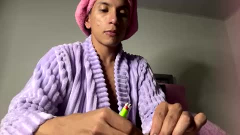 Carla Santini online show from 01.22.25