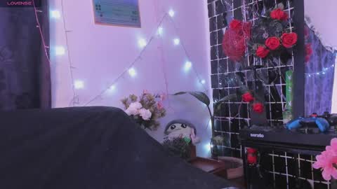 Snapshot of carla_smith__ chatting on 02.18.25 Carla online show from 02.18.25