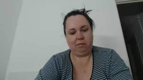 Snapshot of carlaruth chatting on 04.06.26 Carlaruth online show from 04.06.26