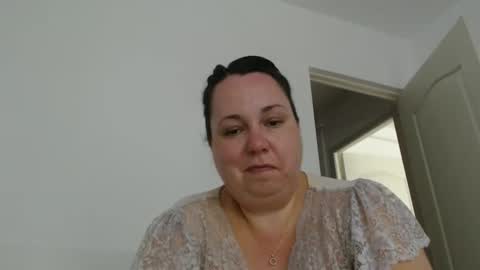 Snapshot of carlaruth chatting on 05.13.26 Carlaruth online show from 05.13.26