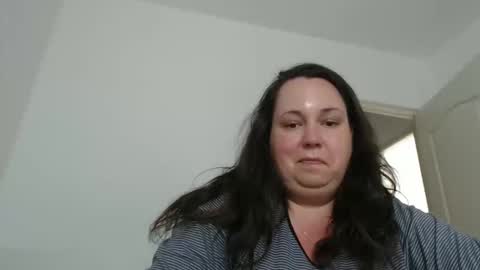 Snapshot of carlaruth chatting on 05.18.26 Carlaruth online show from 05.18.26