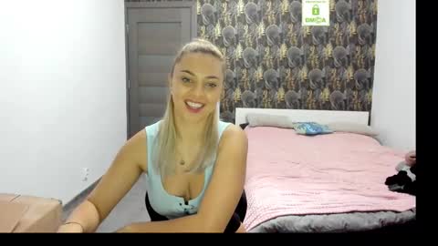 CarlaStaceFun online show from 11.26.25