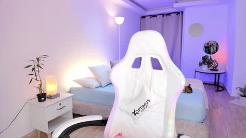 Alejandra online show from 02.10.26