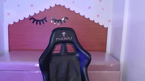 CARLYE   online show from 10.16.25