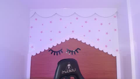 CARLYE   online show from 10.23.25