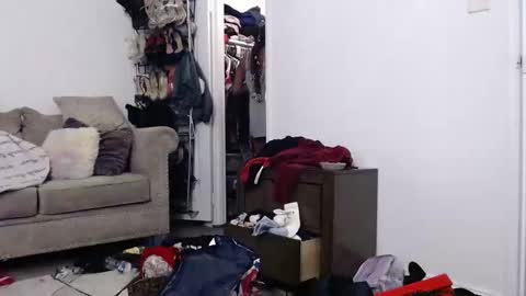 Carlie online show from 11.20.25