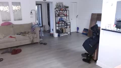 Carlie online show from 11.22.25