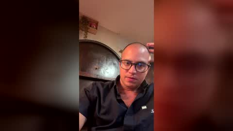 Snapshot of carlobukowski26 chatting on 06.30.26 carlobukowski26 online show from 06.30.26