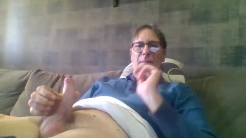 Snapshot of carlonebraska112233 chatting on 10.14.25 carlonebraska112233 online show from 10.14.25