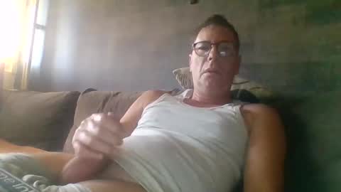 Snapshot of carlonebraska112233 chatting on 10.19.25 carlonebraska112233 online show from 10.19.25