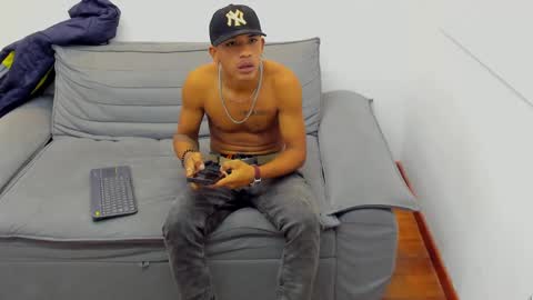 carlos_alber12 online show from 01.21.25