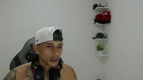 Snapshot of carlossmi01 chatting on 11.09.25 carlossmi01 online show from 11.09.25