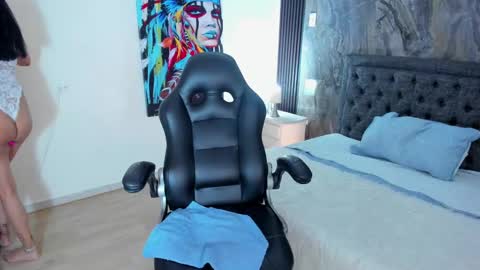Carlota online show from 02.06.25