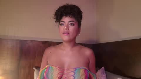 Snapshot of carly_monroe_ chatting on 09.30.25 Carly Monroe  online show from 09.30.25