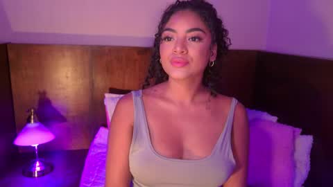 Snapshot of carly_monroe_ chatting on 10.07.25 Carly Monroe  online show from 10.07.25