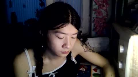 CarlyJoy online show from 04.04.26