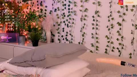 Carly online show from 01.12.25