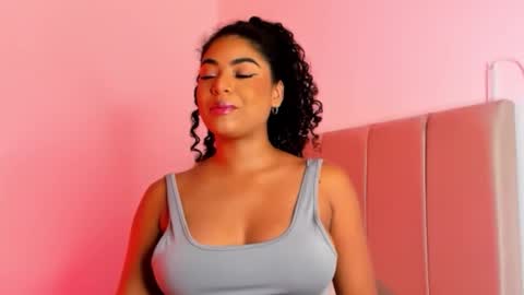 Littlecarly  online show from 01.16.26