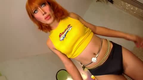 Snapshot of carmella_romance chatting on 12.24.24 Carmella online show from 12.24.24