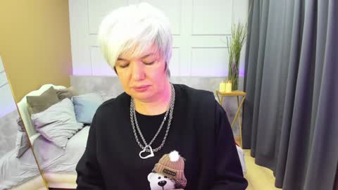 Carmen online show from 01.12.25