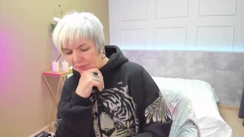 Carmen online show from 10.02.25