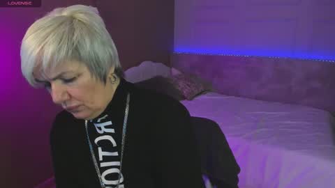 Carmen online show from 10.20.25