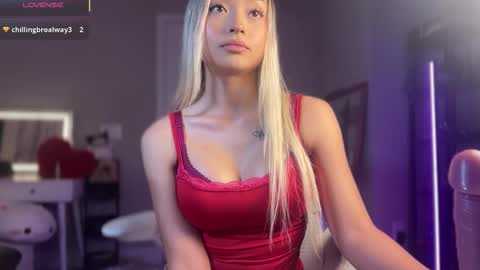 carmenxrose online show from 10.25.25