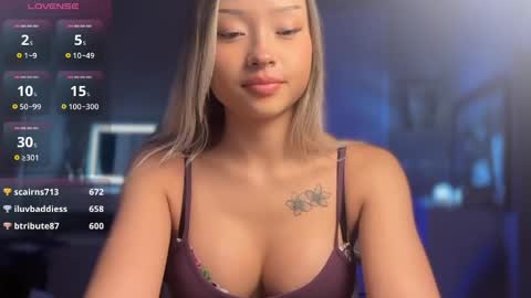 Snapshot of carmenxrose chatting on 04.26.26 carmenxrose online show from 04.26.26