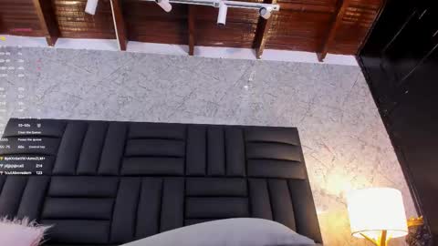 Snapshot of caro_martinezz chatting on 02.24.25 online show from 02.24.25