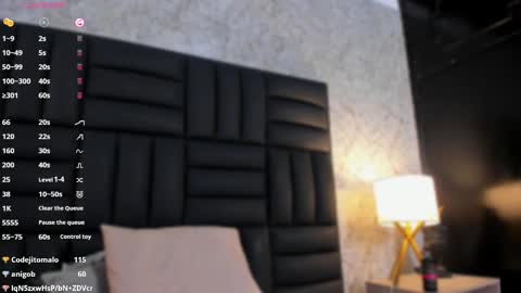 Snapshot of caro_martinezz chatting on 03.03.25 online show from 03.03.25