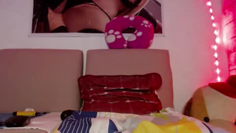 Caro milf  online show from 12.25.24