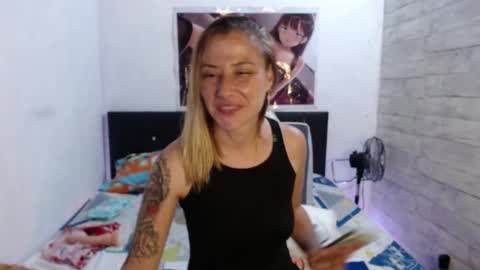 Caro milf  online show from 02.26.25