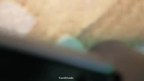 Snapshot of carolblonde chatting on 04.18.26 Char online show from 04.18.26