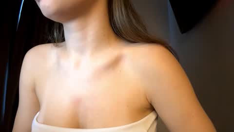 Snapshot of carolecronan chatting on 01.05.26 Lisa online show from 01.05.26