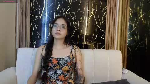 Snapshot of carolina23_pm chatting on 04.18.26 carolina23_pm online show from 04.18.26