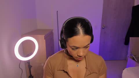 Snapshot of carolina_gaita chatting on 01.25.25 carolina_gaita online show from 01.25.25