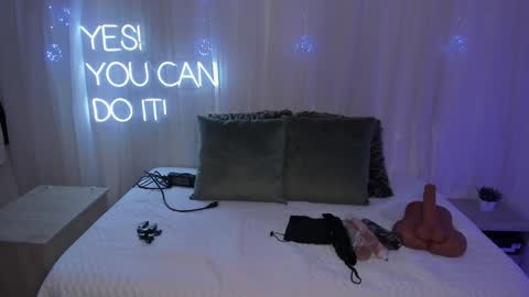 Snapshot of carolina_gaita chatting on 02.04.25 carolina_gaita online show from 02.04.25