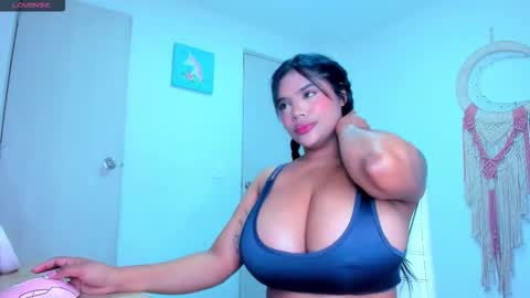 Carolina online show from 10.10.25