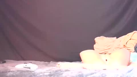 carolinayungin96 online show from 04.05.26