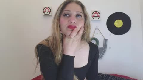 Snapshot of caroline_hernandes chatting on 05.02.26 Carolina online show from 05.02.26