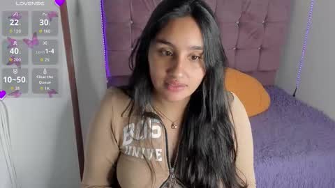 caroline_rodriguez_9 online show from 09.25.25
